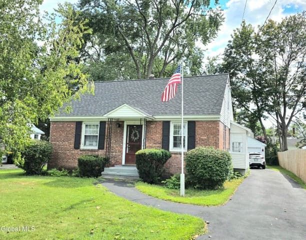 615 Sanders Avenue, Schenectady, NY, photo 1