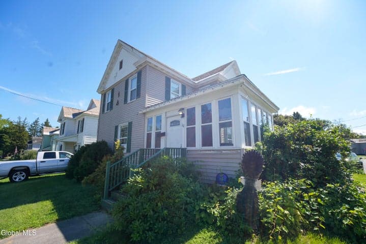 10 N Oak Street, Hudson Falls, NY