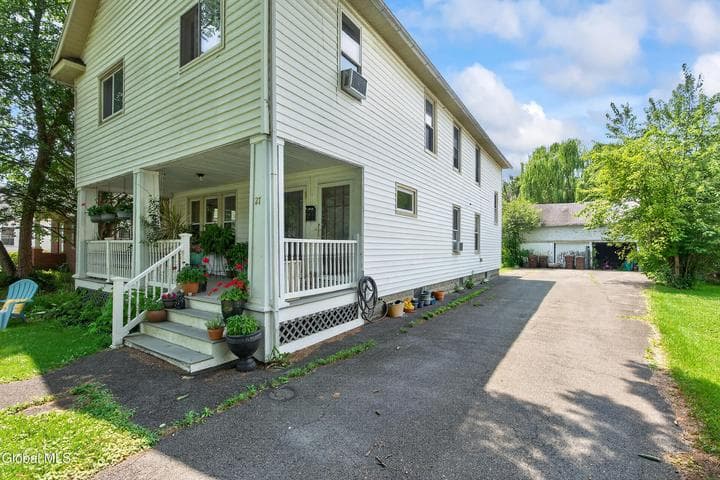 27 Euclid Avenue, Delmar, NY, photo 2