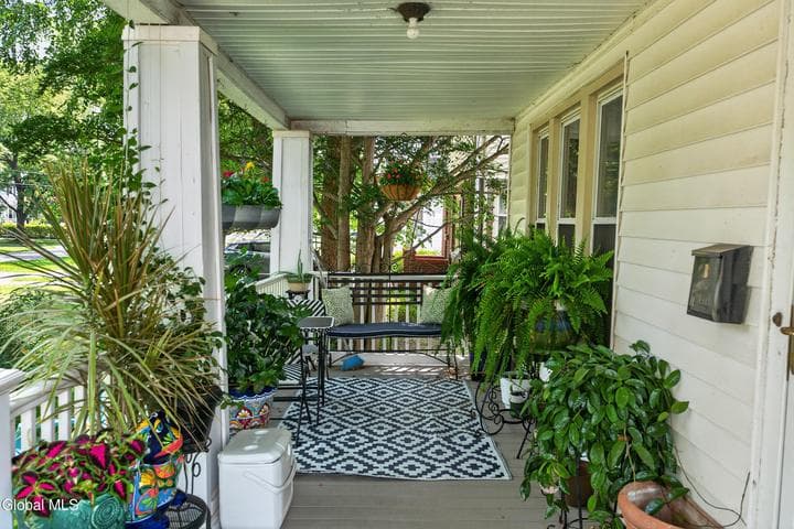 27 Euclid Avenue, Delmar, NY, photo 3