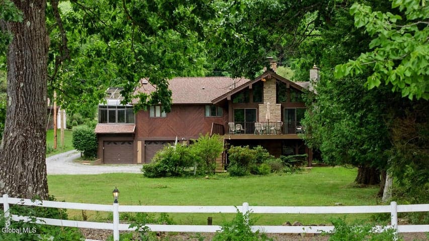 15 Sanzo Drive, Lake Luzerne, NY, photo 2