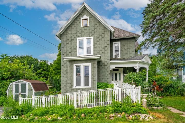 25 Chestnut Street, Johnstown, NY, photo 2