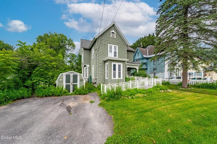 25 Chestnut Street, Johnstown, NY, photo 3