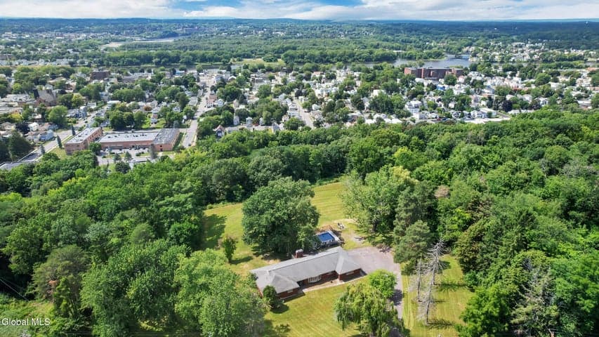 10 Gurley Avenue, Troy, NY, photo 4