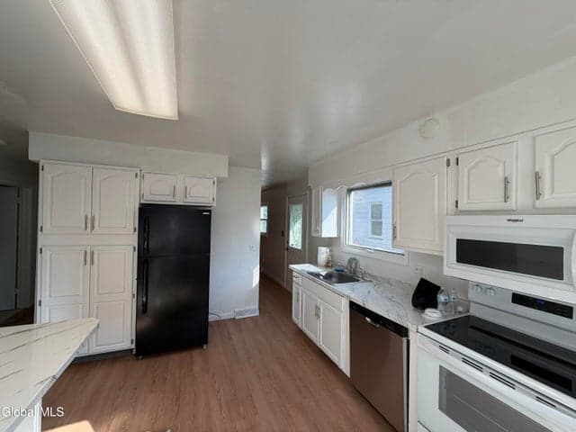 31 Tampa Avenue, Albany, NY, photo 4