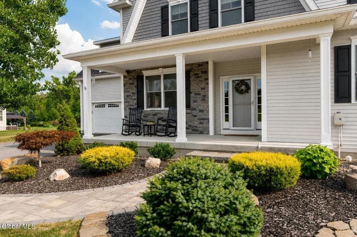 21 Tisdale Lane, Clifton Park, NY, photo 5