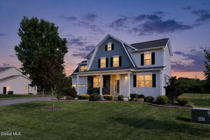 21 Tisdale Lane, Clifton Park, NY, photo 1