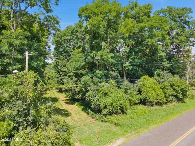 118 Glenmore Road, North Greenbush, NY, photo 4