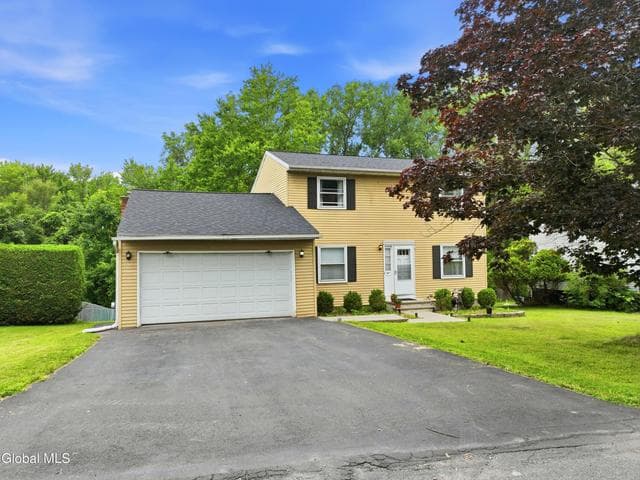 5 Mohican Place, Albany, NY, photo 1