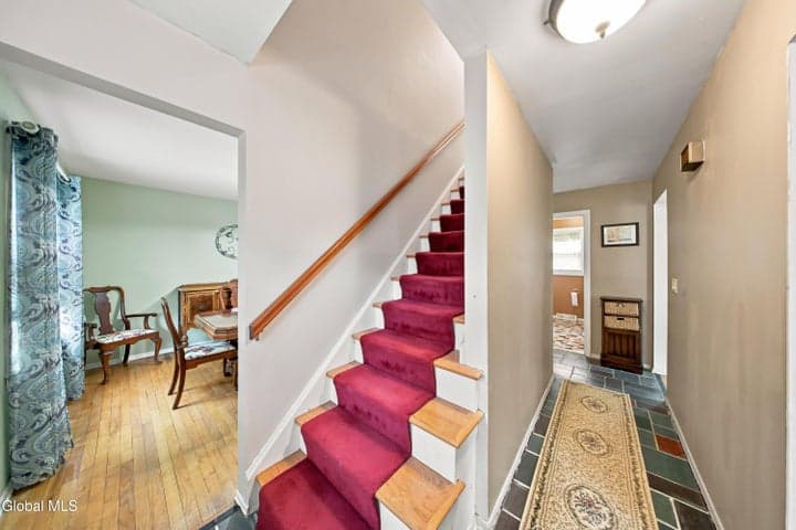 5 Mohican Place, Albany, NY, photo 4