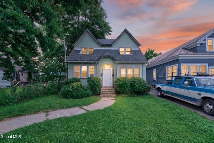 1 Mariette Place, Albany, NY, photo 2