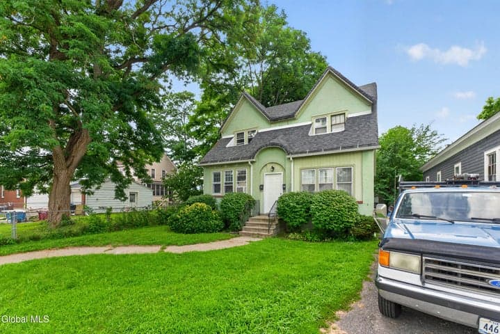 1 Mariette Place, Albany, NY, photo 4