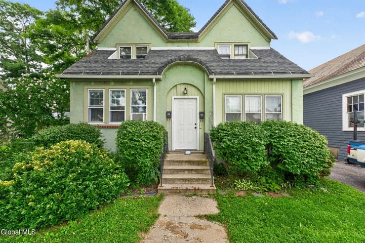 1 Mariette Place, Albany, NY, photo 5