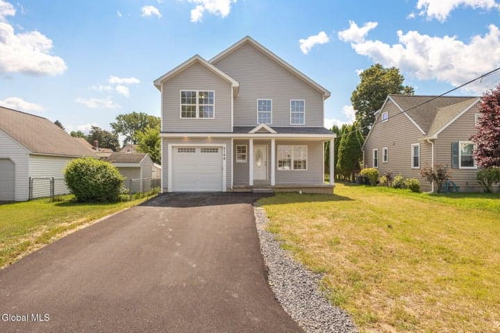 2104 Pinelawn Avenue, Rotterdam, NY, photo 1
