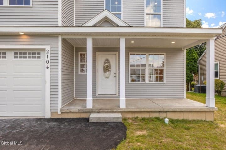 2104 Pinelawn Avenue, Rotterdam, NY, photo 5