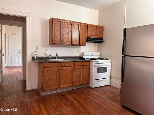 476 2nd Street, Albany, NY, photo 4