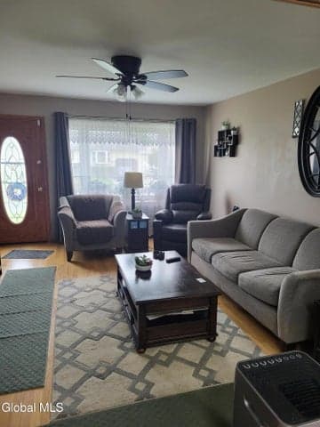 5 Ballina Street, Troy, NY, photo 3