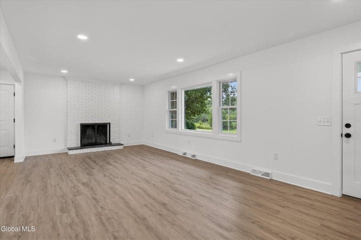226 Snyders Lake Road, North Greenbush, NY, photo 5