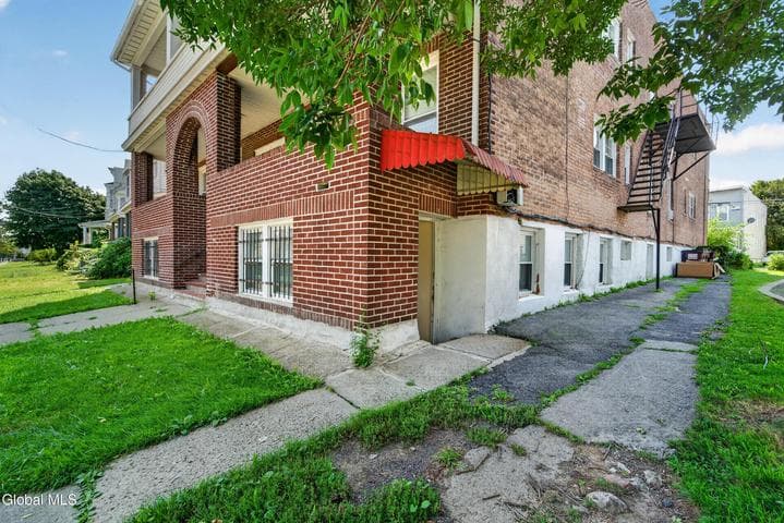 328 Western Avenue, Albany, NY, photo 5
