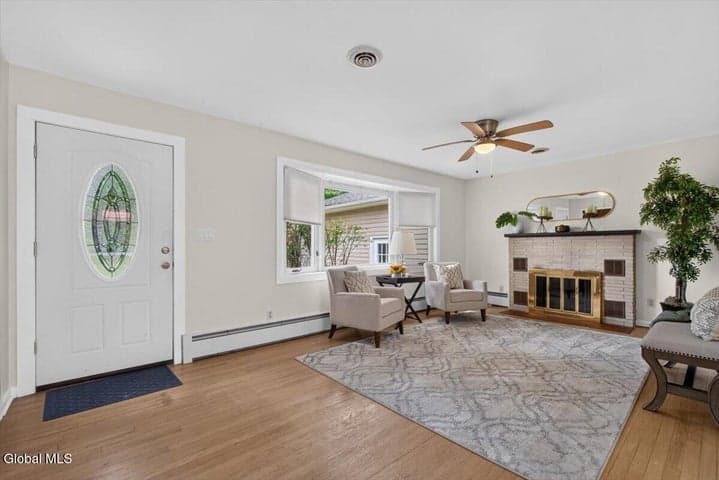 52 Woodwind Drive, Voorheesville, NY, photo 3
