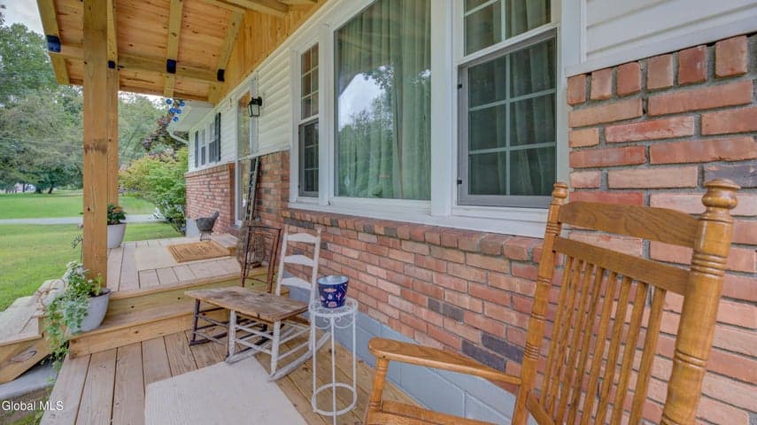 402 County Route 75, Mechanicville, NY, photo 4