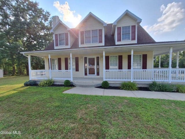154 Meehan Road, Mechanicville, NY, photo 1