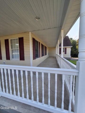 154 Meehan Road, Mechanicville, NY, photo 3