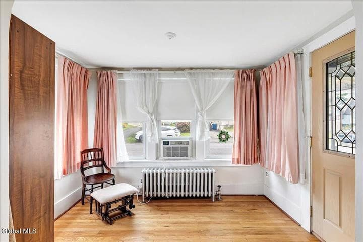 889 Oregon Avenue, Niskayuna, NY, photo 5