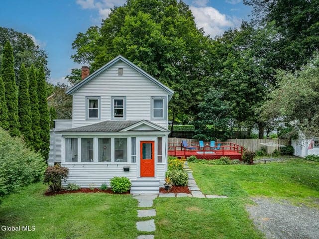 4 Ford Avenue, Cambridge, NY, photo 2