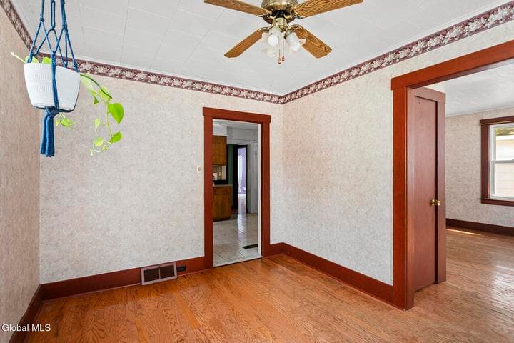 208 Sanford Street, Glens Falls, NY, photo 5