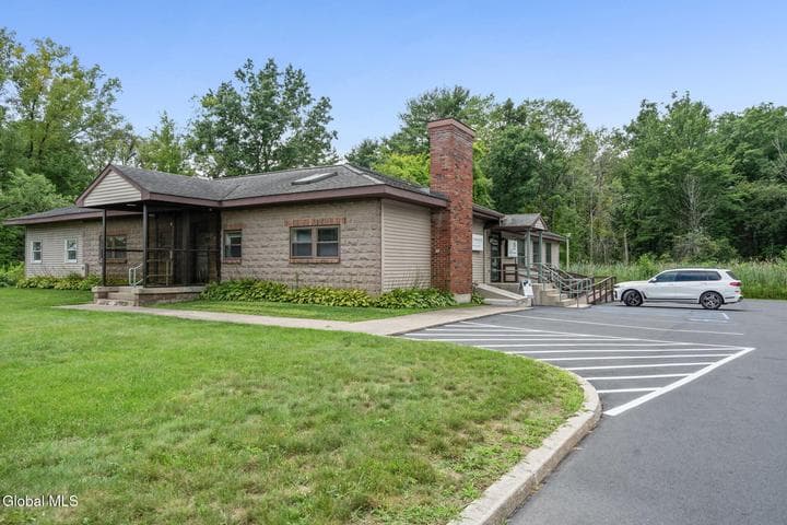 3303 US-9, Saratoga Springs, NY
