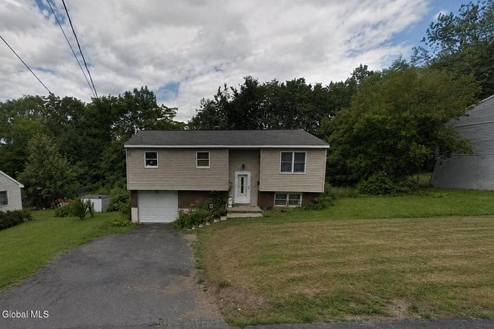 11 Alpine Street, East Greenbush, NY, photo 1