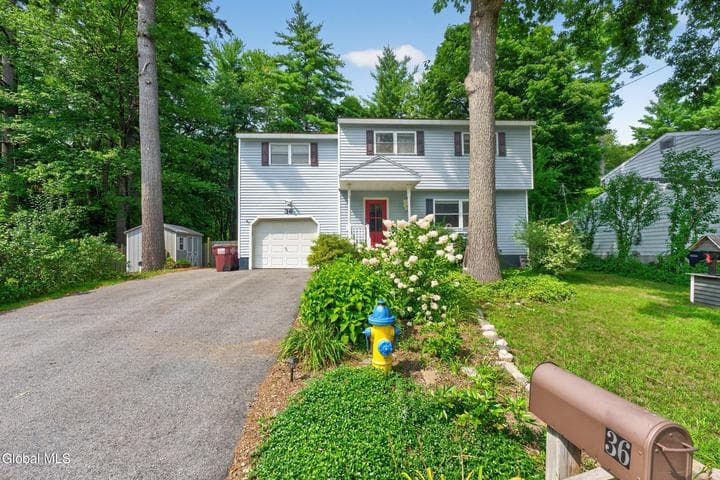 36 Michael Drive, Saratoga Springs, NY, photo 1