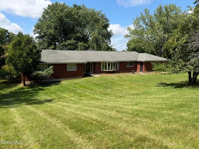 10 Gurley Avenue, Troy, NY, photo 2