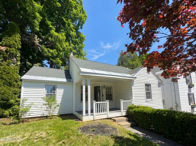 22 Gillen Terrace, Gloversville, NY