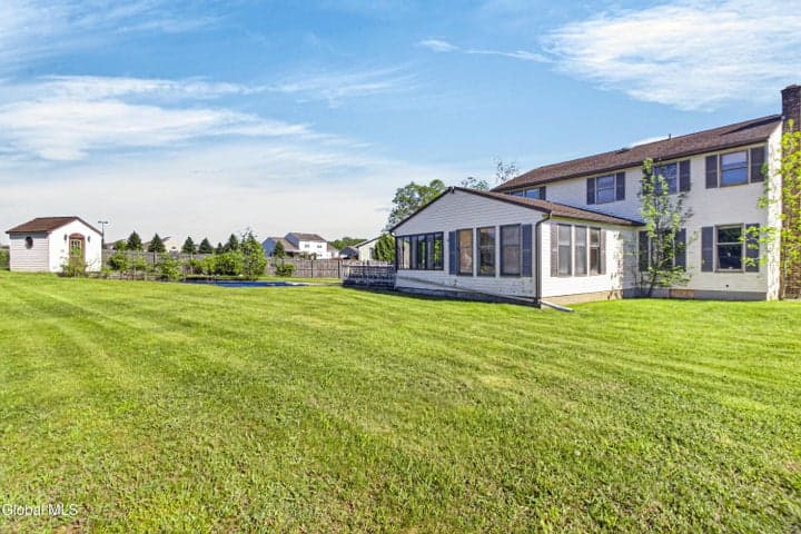 7195 Opal Drive, Liverpool, NY, photo 5