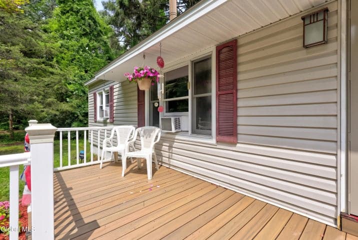 69 Ray Road, Rexford, NY, photo 2