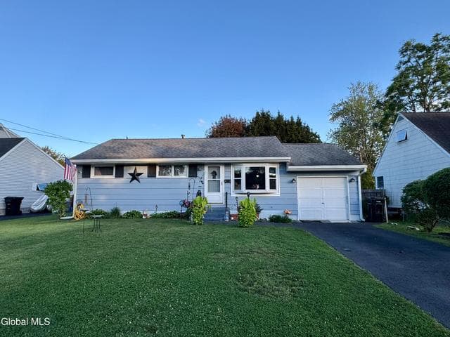 51 Munro Court, Troy, NY, photo 1