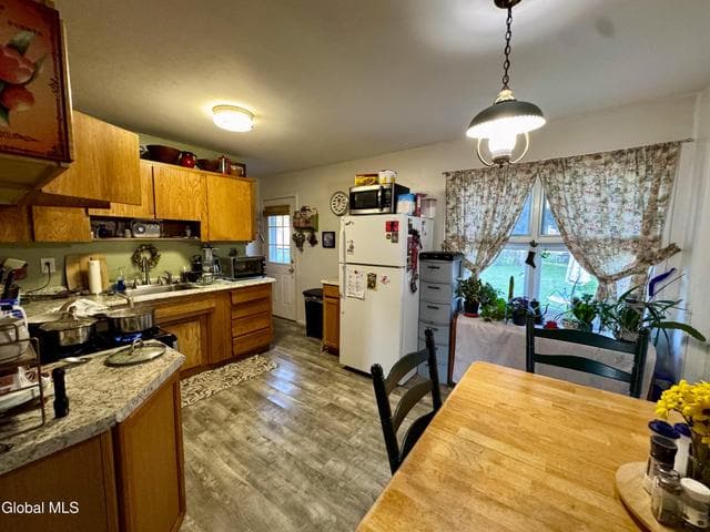 51 Munro Court, Troy, NY, photo 2