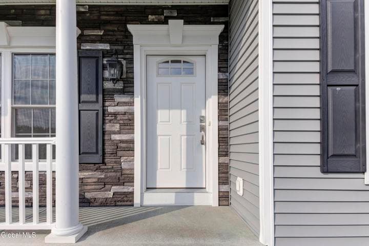18 Rysedorph Lane, Rensselaer, NY, photo 3