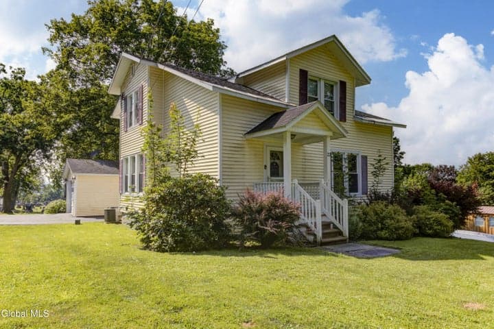 22 Highland Avenue, Fort Johnson, NY, photo 2