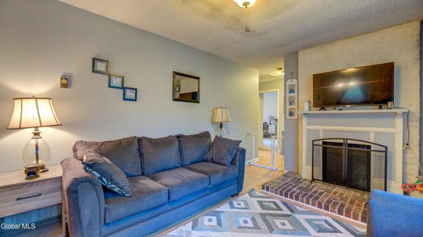 580 New York 30, Hope, NY, photo 2