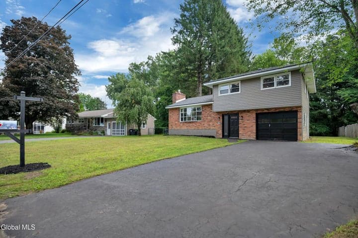 1032 St Jude Drive, Rotterdam, NY, photo 2