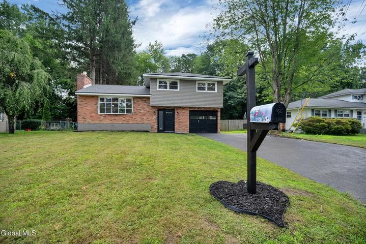 1032 St Jude Drive, Rotterdam, NY, photo 5