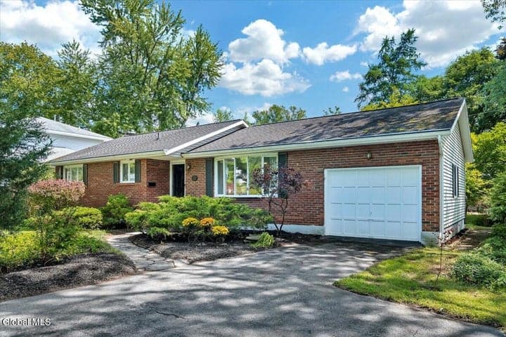 70 Orchard Street, Delmar, NY, photo 5