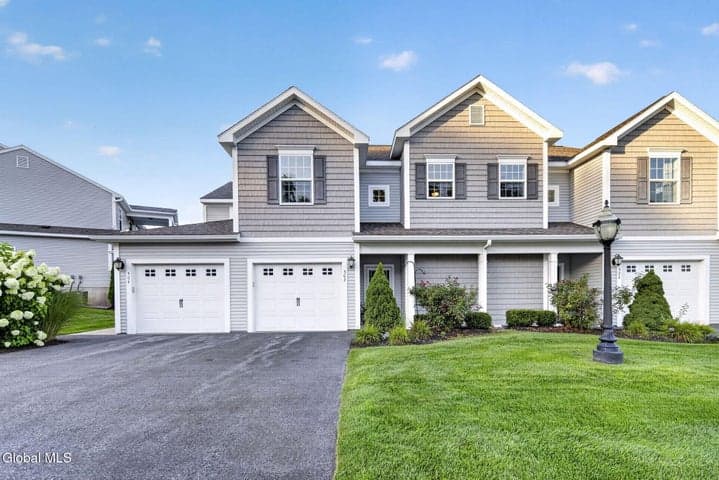 503 Grayson Place, Glenville, NY, photo 1