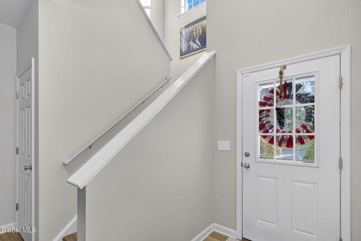 503 Grayson Place, Glenville, NY, photo 3