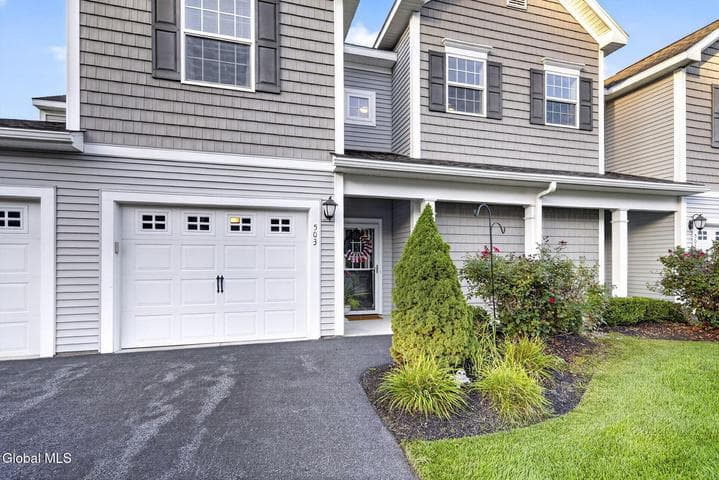 503 Grayson Place, Glenville, NY, photo 2