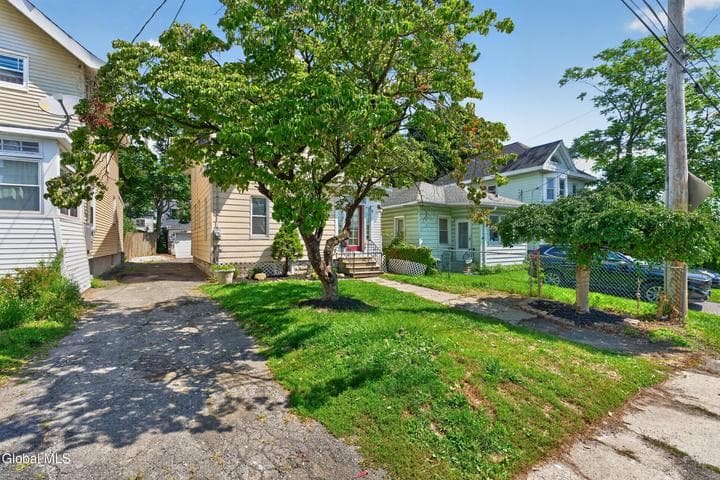 7 Lawn Avenue, Albany, NY, photo 3