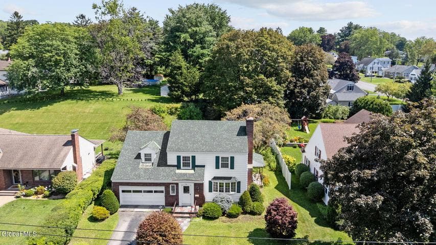 25 Van Dyke Avenue, Amsterdam, NY, photo 2